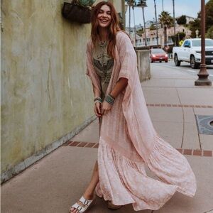 New Boho Long Kimono Duster Sheer Blush Pink Mandala Paisley Ruffle Hem